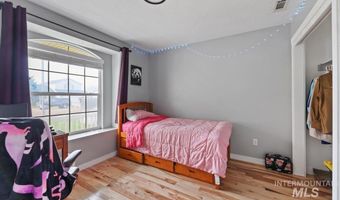 3819 Topeka Ave, Caldwell, ID 83605