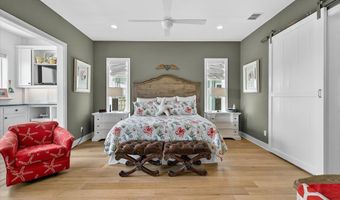 1013 St John Ct, Rockport, TX 78382