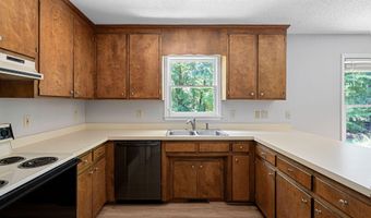 8736 Manns Loop Rd, Apex, NC 27539