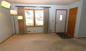 141 Strese Ln, Apple Valley, MN 55124