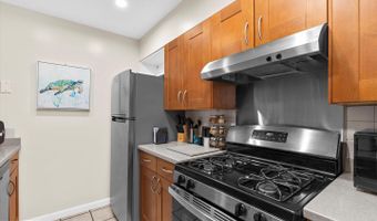 16 SILVERWOOD Cir #2, Annapolis, MD 21403