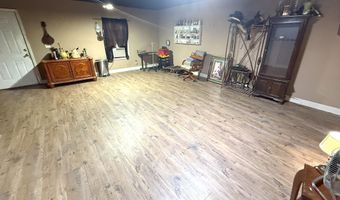 60015 Stagecoach Dr, Amory, MS 38821