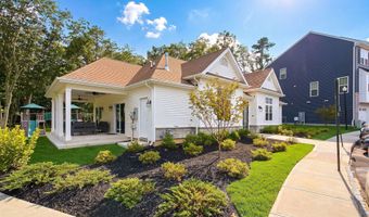 5 Pelham Ln, Bayville, NJ 08721