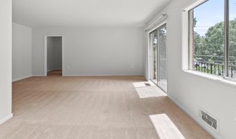 10626 WEYMOUTH St 10626, Bethesda, MD 20814
