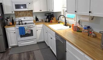 116 Sun Valley Dr, Boiling Springs, SC 29316