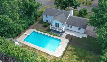 123 Mallard Cir, Agawam, MA 01001