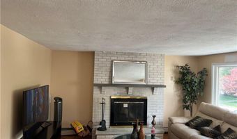 52 Bicentennial Way, North Providence, RI 02911