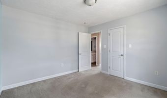 100 Cross Pointe Ln, Aberdeen, NC 28315