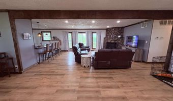 621 Hwy 62 W, Ash Flat, AR 72513