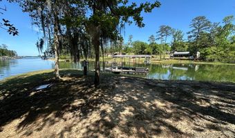 671 Englewood Dr, Abbeville, AL 36310