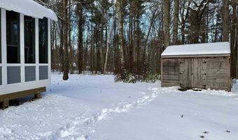 29 Quaker Ln, Barrington, NH 03825