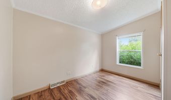 817 Savannah River Dr, Adrian, MI 49221