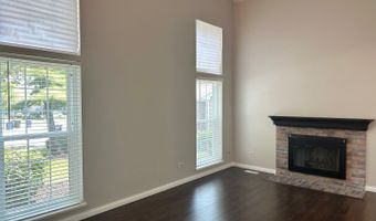 24 Cedar Grove Ct, Algonquin, IL 60102