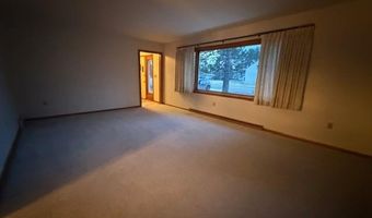 17 Ash Blvd, Babbitt, MN 55706