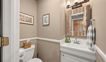 79 Apple Blossom Rd, Barre, VT 05641