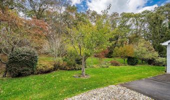 24 Symphony Ave, Bayville, NJ 08721