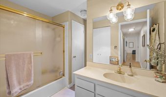 795 Twin Pines Cir, Ashland, OR 97520