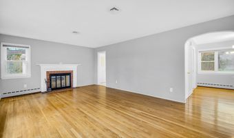 35 Burnham Rd, Avon, CT 06001