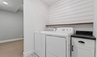 705 Kuhn St, Barboursville, WV 25504