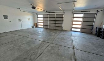 20401 Tonawanda Rd, Apple Valley, CA 92307