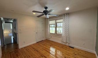605 Farrelly Ave, Bayville, NJ 08721