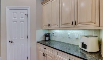 405 Spalding Lake Cir, Aiken, SC 29803