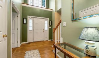 55 Dunlap Dr, Bedford, NH 03110