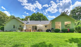 7022 Lancer Dr, Charlotte, NC 28226
