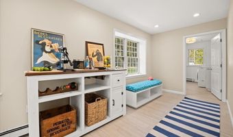 2 Boulder Rd, Bourne, MA 02532