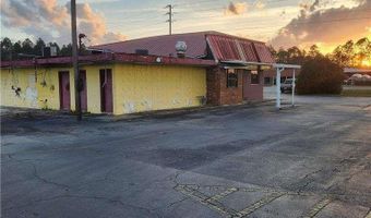 1102 S Pierce St, Alma, GA 31510