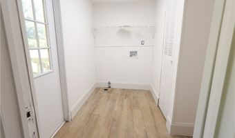 201 Grey Rock Est, Abbeville, SC 29620