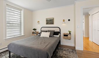 24 Pleasant St, Bangor, ME 04401