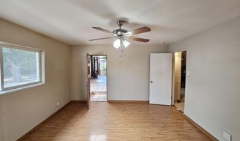 1604 LOS ARBOLES Ave NW, Albuquerque, NM 87107