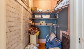 483 Store Hill Rd, Austinville, VA 24312