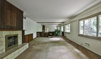 519 E Cooke Rd, Columbus, OH 43214