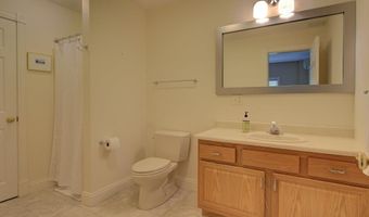 105 Brook Dr, Burlington, VT 05408