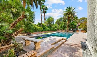32 Princeville Ln, Las Vegas, NV 89113