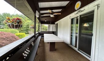 306 Divinity St, Bristol, CT 06010