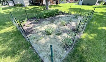 622 NE 23rd Ave, Aberdeen, SD 57401