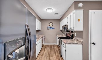 3842 ROBIN Hl, Bartlett, TN 38135