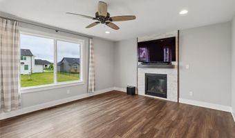 3510 NW Reinhart Dr, Ankeny, IA 50023