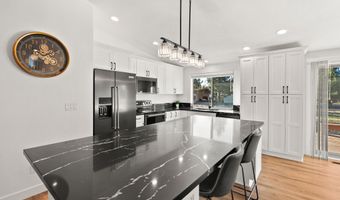 20985 Via Bonita Ct, Bend, OR 97702