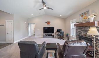 1043 Diamond Dr, Ammon, ID 83406