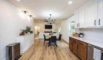 107 Springhill Dr, Bardstown, KY 40004