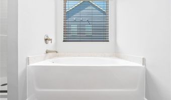 2510 FARMVILLE LAKES Dr, Auburn, AL 36830