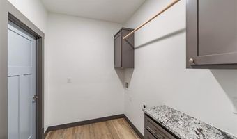 205 Lindsey Ave, Adair, OK 74330