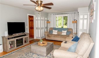 21 Carlson Dr, Cumberland, RI 02864