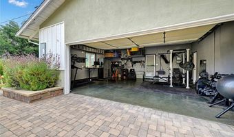 26305 N Broadway, Escondido, CA 92026