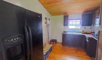 1000 Point Mason Rd, Big Sandy, TN 38221