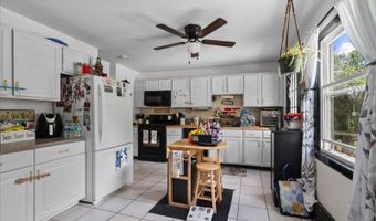 5 Bethel Ct, Alloway, NJ 07461